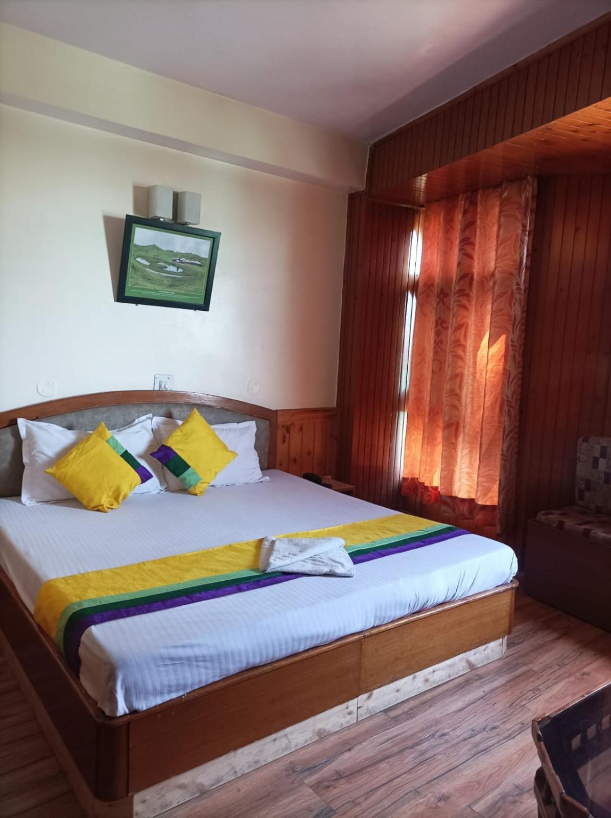 Hotel Rajat Chhota Simla Exteriér fotografie